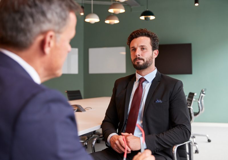 fuehrungskraefte-coach-erklaert,-welche-faehigkeiten-und-eigenschaften-wirklich-gute-chefs-von-anderen-unterscheiden fuehrungskraefte-coach-erklaert,-welche-faehigkeiten-und-eigenschaften-wirklich-gute-chefs-von-anderen-unterscheiden
