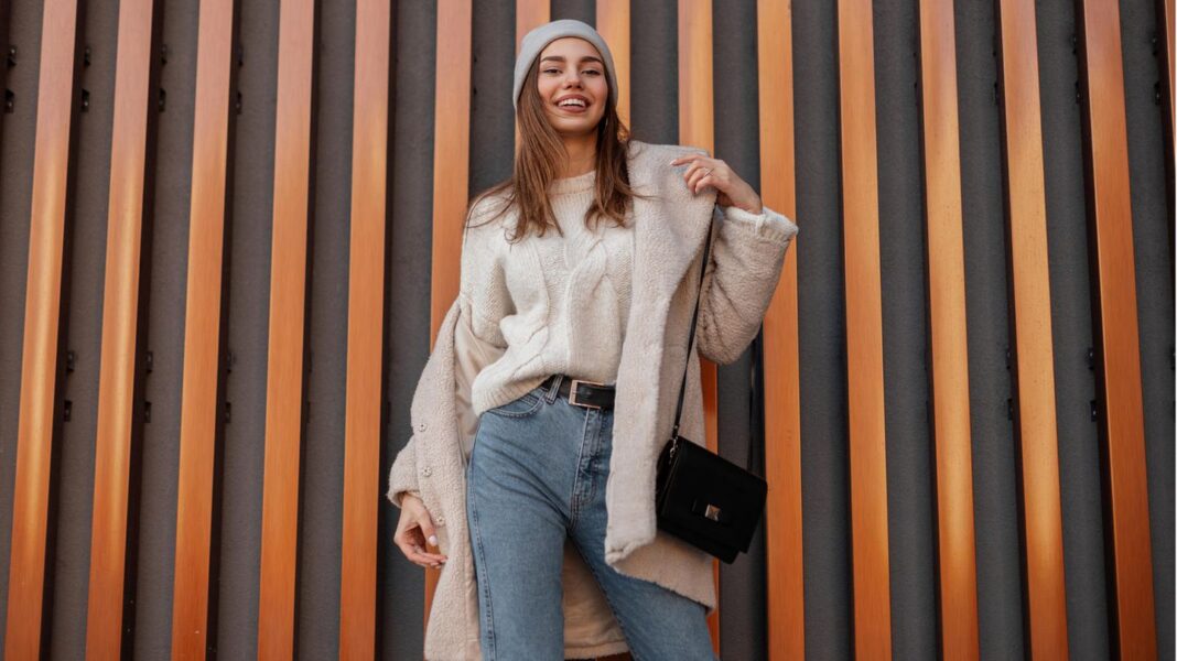 modetrend:-der-ideale-allrounder-an-kalten-tagen:-warum-ein-kurzmantel-fuer-damen-ein-must-have-ist modetrend:-der-ideale-allrounder-an-kalten-tagen:-warum-ein-kurzmantel-fuer-damen-ein-must-have-ist