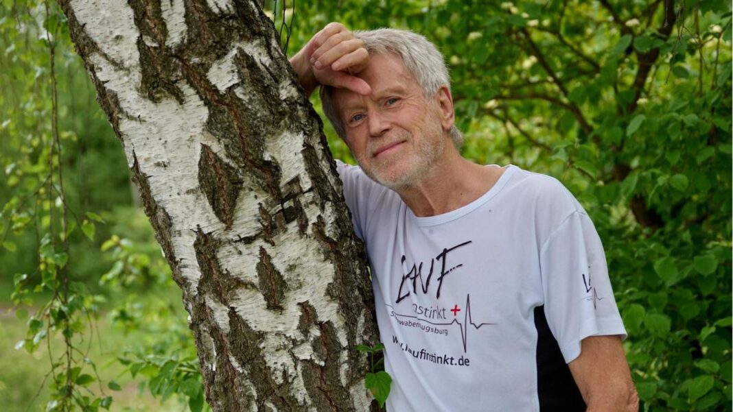 gesundheit:-lauftherapeut-burkhard-boenigk-war-frueher-eine-couch-potato.-heute-bringt-er-menschen-in-bewegung gesundheit:-lauftherapeut-burkhard-boenigk-war-frueher-eine-couch-potato.-heute-bringt-er-menschen-in-bewegung