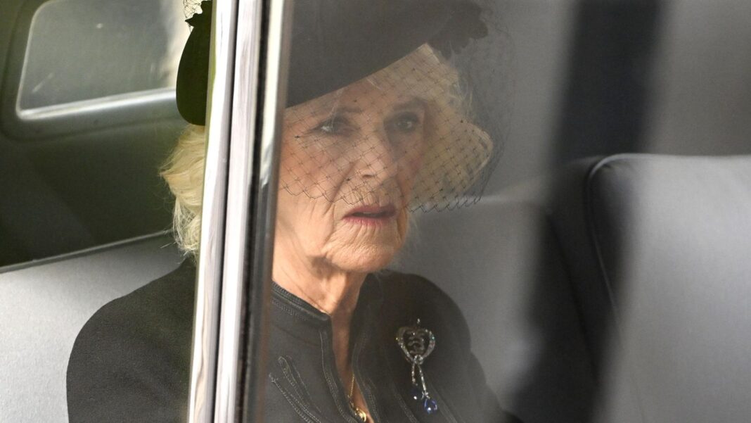 koenigin-camilla:-“gebrochen-und-unsicher”-–-das-ist-der-grund koenigin-camilla:-“gebrochen-und-unsicher”-–-das-ist-der-grund