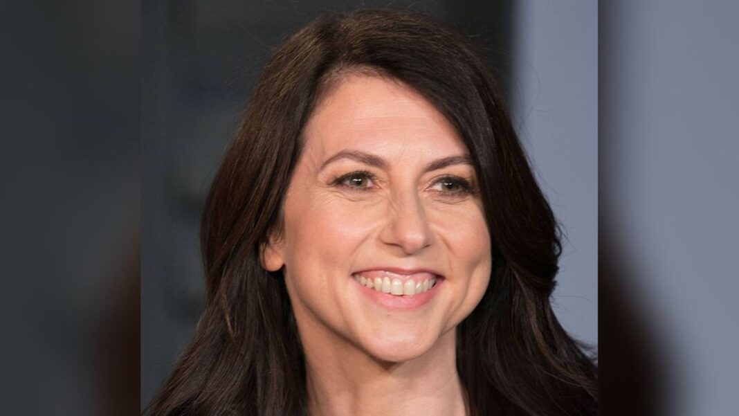 mackenzie-scott:-fast-85-millionen-dollar-an-pfadfinderinnen mackenzie-scott:-fast-85-millionen-dollar-an-pfadfinderinnen