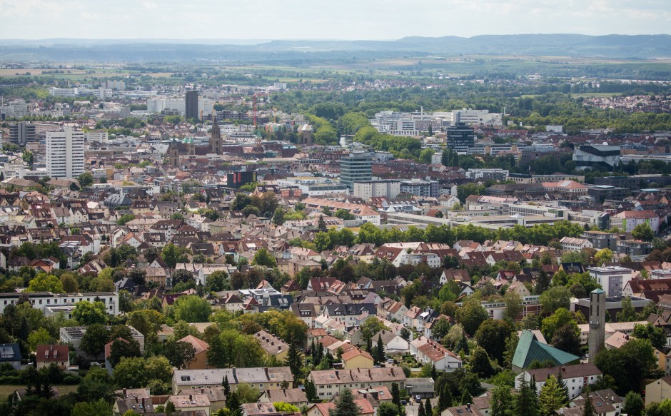 dieter-schwarz:-warum-der-reichste-deutsche-eine-ganze-stadt-umbaut dieter-schwarz:-warum-der-reichste-deutsche-eine-ganze-stadt-umbaut