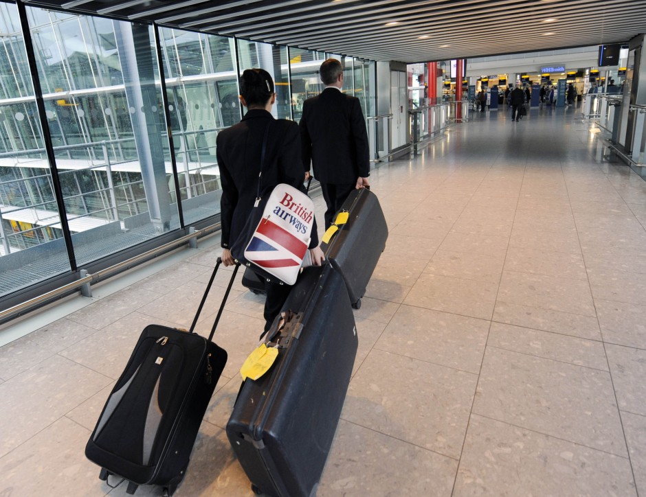 unabhaengig-vom-geschlecht:-british-airways-erlaubt-kuenftig-allen-crew-mitgliedern-make-up,-dutt-und unabhaengig-vom-geschlecht:-british-airways-erlaubt-kuenftig-allen-crew-mitgliedern-make-up,-dutt-und