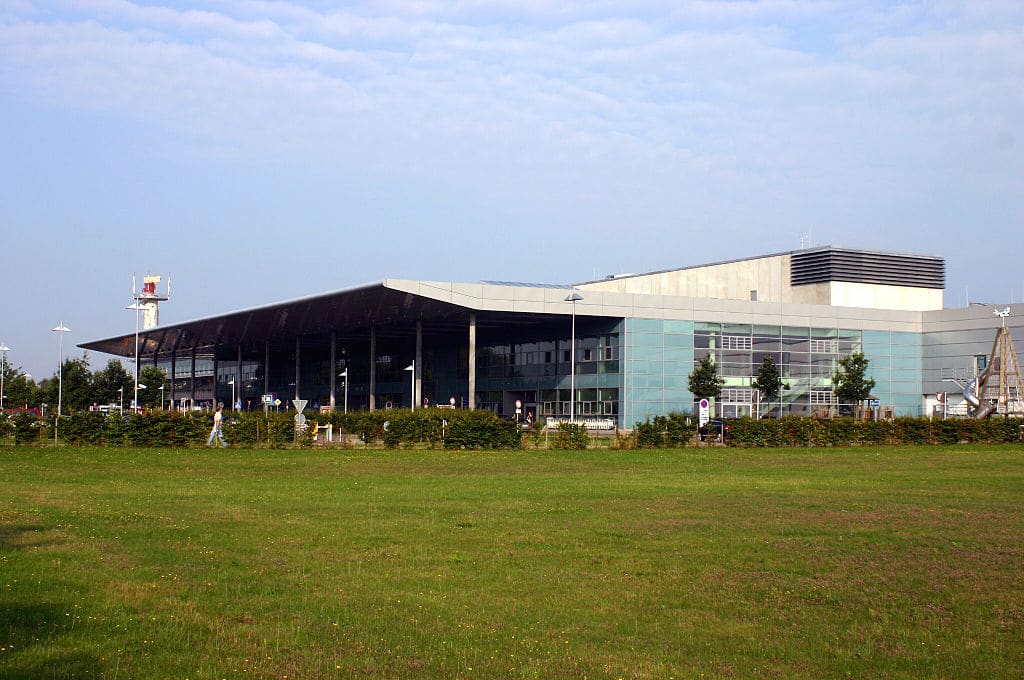 flughafen-muenster/osnabrueck-schliesst-pistensanierung-ab flughafen-muenster/osnabrueck-schliesst-pistensanierung-ab