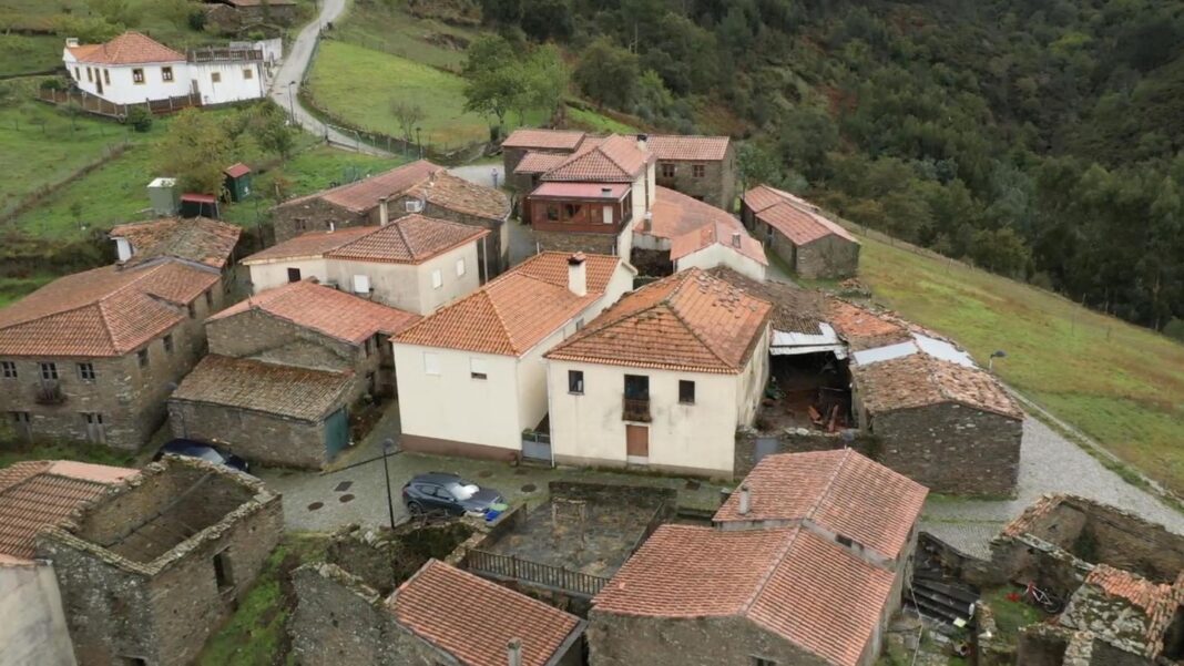 zwischen-einsamkeit-und-naturnaehe:-verlassenes-dorf-in-portugal:-drei-frauen-wollen-aigra-nova-vor-dem-aussterben-retten