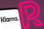 in-der-klarna-schuldenfalle:-wenn-der-ratenkauf-zum-teufelskreis-wird in-der-klarna-schuldenfalle:-wenn-der-ratenkauf-zum-teufelskreis-wird