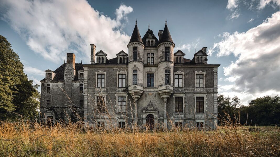 lost-places:-temps-perdu:-eine-reise-zu-den-vergessenen-orten-frankreichs lost-places:-temps-perdu:-eine-reise-zu-den-vergessenen-orten-frankreichs
