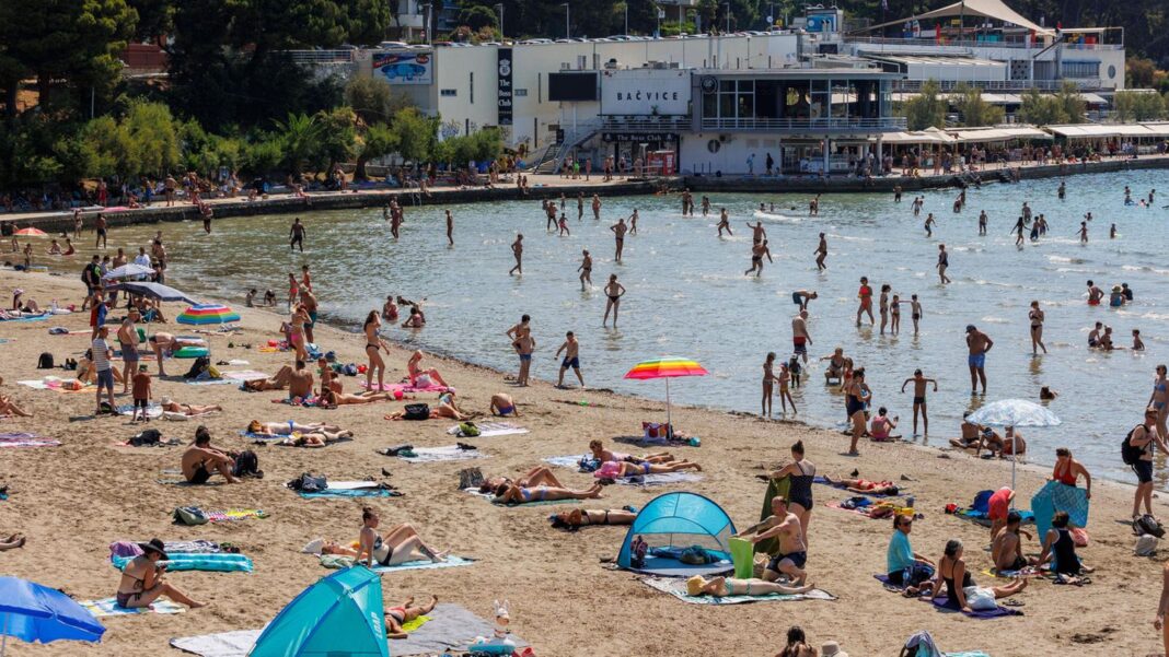 beliebtes-reiseziel:-kroatien-fuehrt-euro-ein-und-wird-schengen-land-–-was-sich-fuer-urlauber-aendert beliebtes-reiseziel:-kroatien-fuehrt-euro-ein-und-wird-schengen-land-–-was-sich-fuer-urlauber-aendert