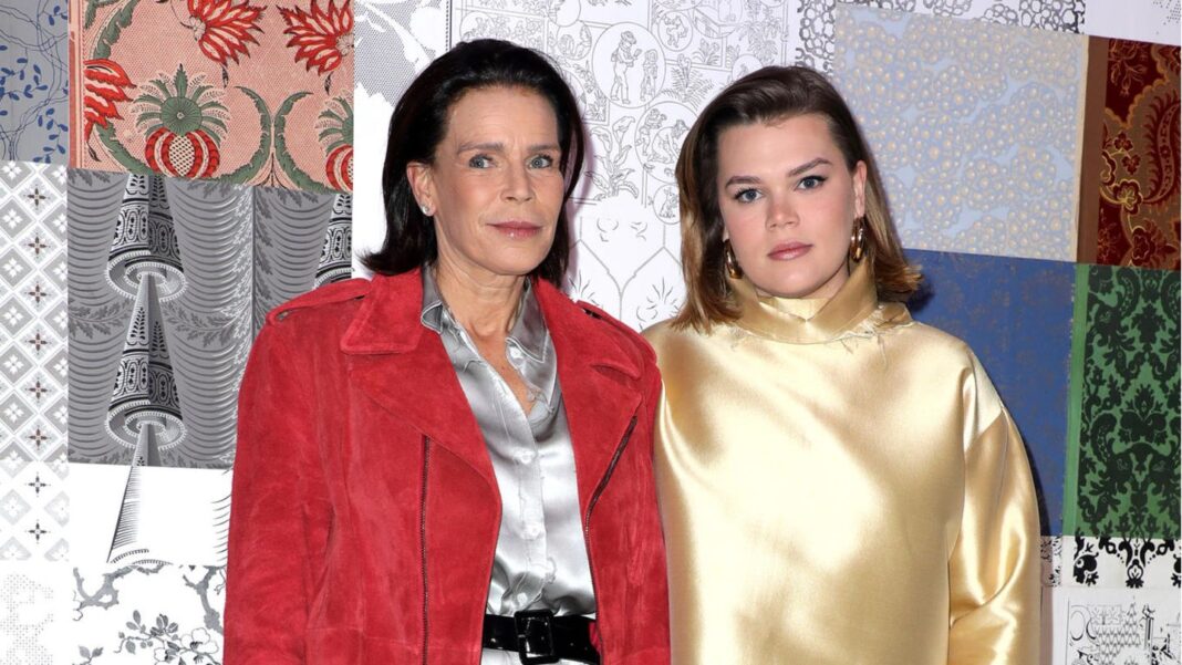 stephanie-von-monaco:-tochter-camille-zeigt-sich-in-verteidigungsstellung-fuer-ihre-mama stephanie-von-monaco:-tochter-camille-zeigt-sich-in-verteidigungsstellung-fuer-ihre-mama