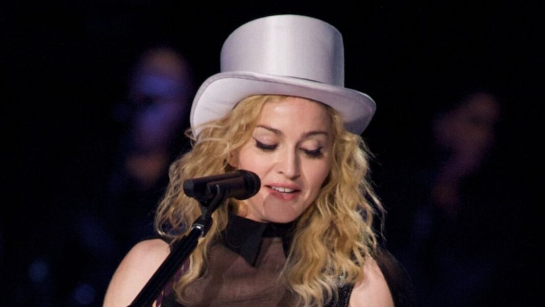 madonna:-geht-sie-ende-2023-auf-grosse-tour? madonna:-geht-sie-ende-2023-auf-grosse-tour?