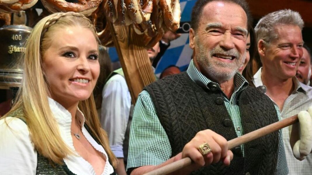party:-fuer-schwarzenegger-ging-es-im-rampenlicht-um-die-wurst party:-fuer-schwarzenegger-ging-es-im-rampenlicht-um-die-wurst