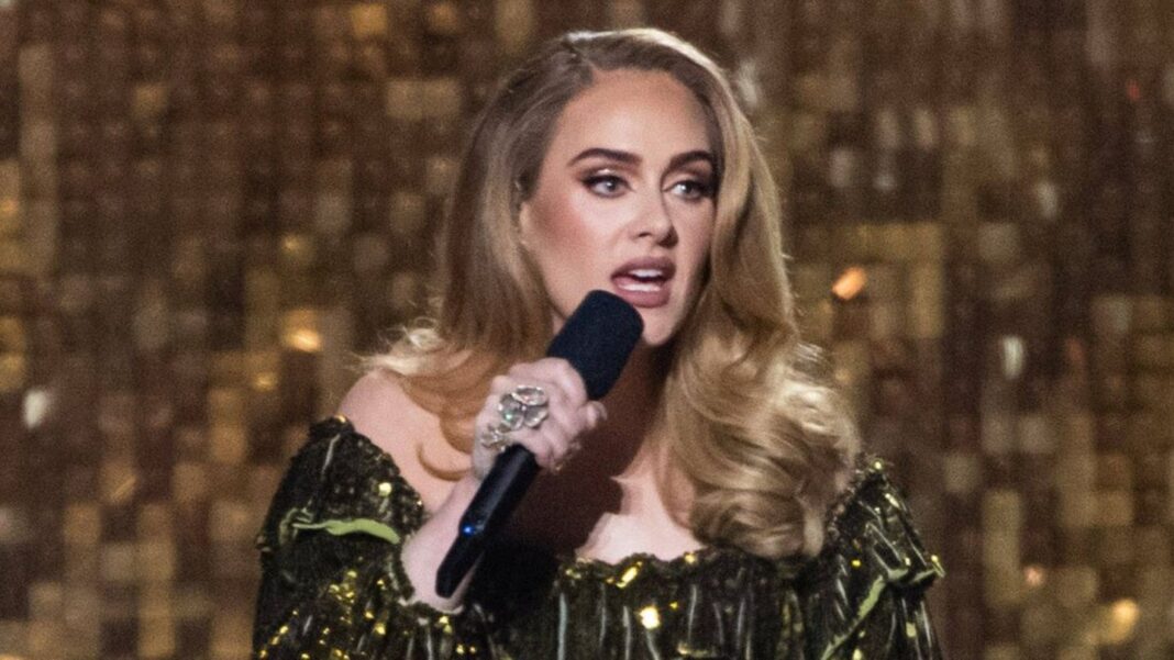 adele:-in-las-vegas-ist-sie-zu-traenen-geruehrt adele:-in-las-vegas-ist-sie-zu-traenen-geruehrt