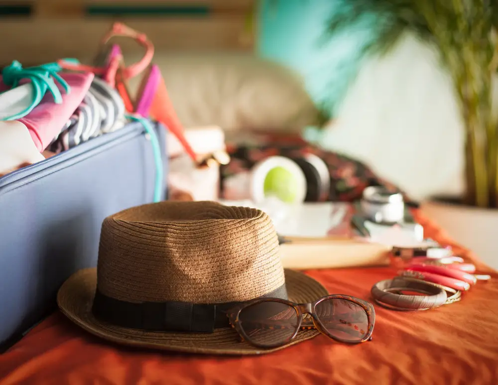 die-wichtigsten-accessoires-fuer-den-urlaub-–-das-sollte-unbedingt-ins-reisegepaeck die-wichtigsten-accessoires-fuer-den-urlaub-–-das-sollte-unbedingt-ins-reisegepaeck