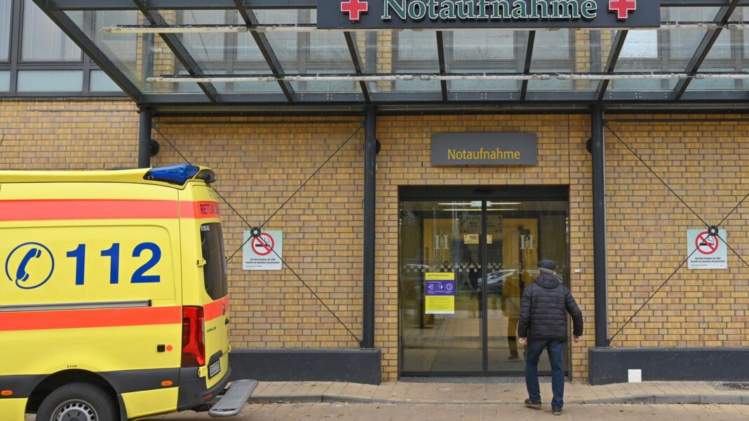 vorschlaege-von-expertenkommission:-ueberfuellte-notaufnahmen-–-mit-diesen-vorschlaegen-will-gesundheitsminister-lauterbach-kliniken-und-patienten-entlasten