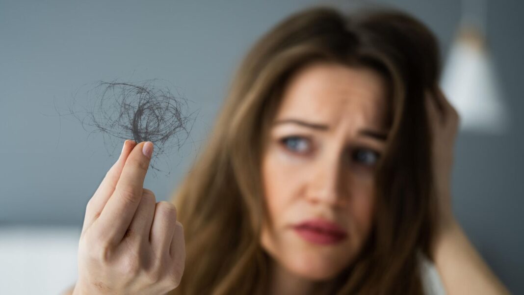 klage-eingereicht:-“wie-mit-einer-unkrautvernichtungsmaschine-geschnitten”:-haarpflegeprodukte-von-olaplex-sollen-haarausfall-verursachen