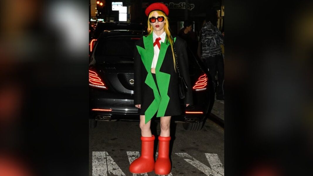 big-red-boots-von-mschf:-stars-lieben-sie-–-aber-was-ist-dran-am-hype? big-red-boots-von-mschf:-stars-lieben-sie-–-aber-was-ist-dran-am-hype?