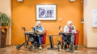 warum-derzeit-viele-altenheime-pleitegehen warum-derzeit-viele-altenheime-pleitegehen