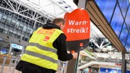 seit-sonntagabend-warnstreiks-an-mehreren-deutschen-flughaefen seit-sonntagabend-warnstreiks-an-mehreren-deutschen-flughaefen