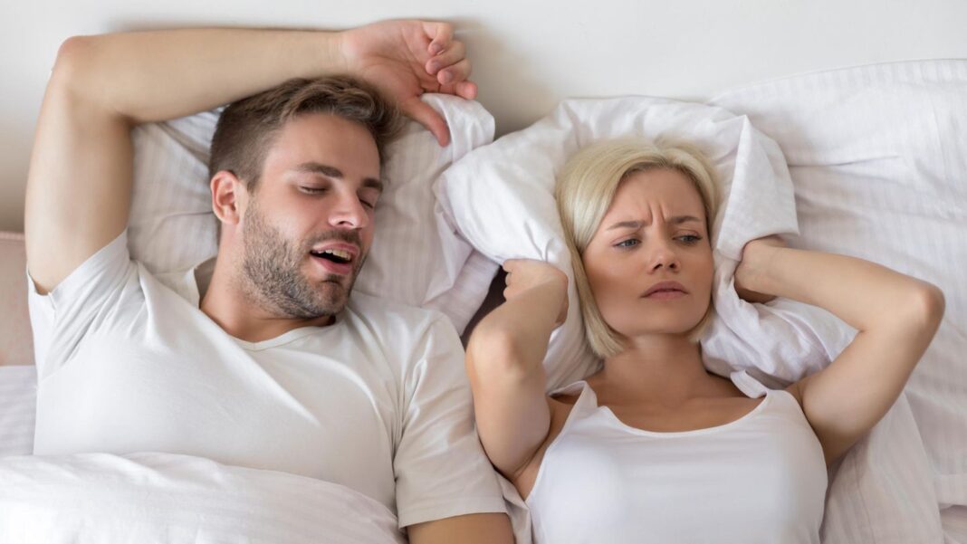 nachtruhe:-wie-funktionieren-anti-schnarch-kissen-und-fuer-wen-sind-sie-geeignet? nachtruhe:-wie-funktionieren-anti-schnarch-kissen-und-fuer-wen-sind-sie-geeignet?