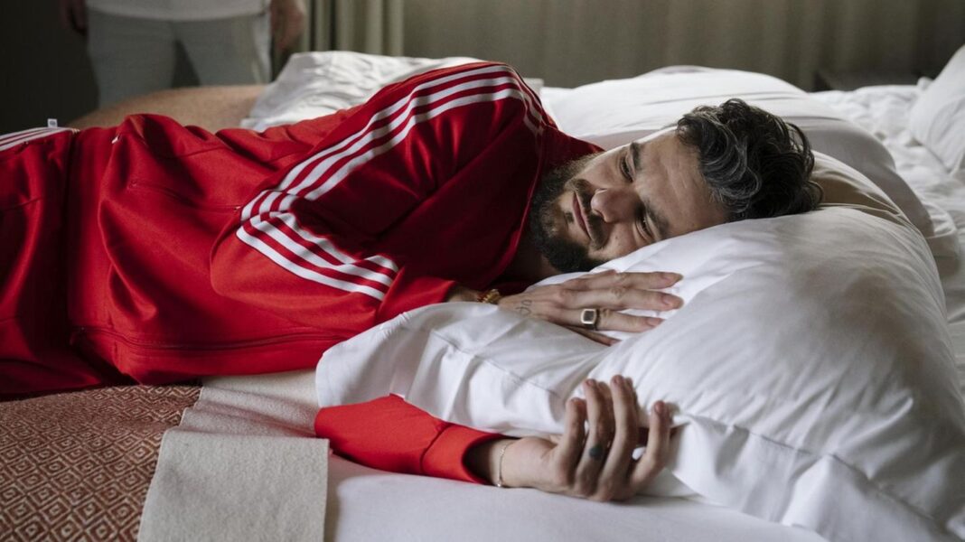 portugal:-schlaf-schoen!-wie-uebernaechtigte-gaeste-im-schlafhotel-endlich-ruhe-finden-–-oder-auch-nicht portugal:-schlaf-schoen!-wie-uebernaechtigte-gaeste-im-schlafhotel-endlich-ruhe-finden-–-oder-auch-nicht