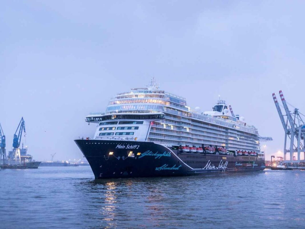 erster-stahlblock-der-mein-schiff-7-auf-kiel-gelegt