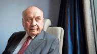 friedrich-von-metzler-wird-80-jahre-alt:-das-frankfurter-familienoberhaupt friedrich-von-metzler-wird-80-jahre-alt:-das-frankfurter-familienoberhaupt